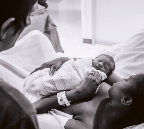 doula and birthing mom