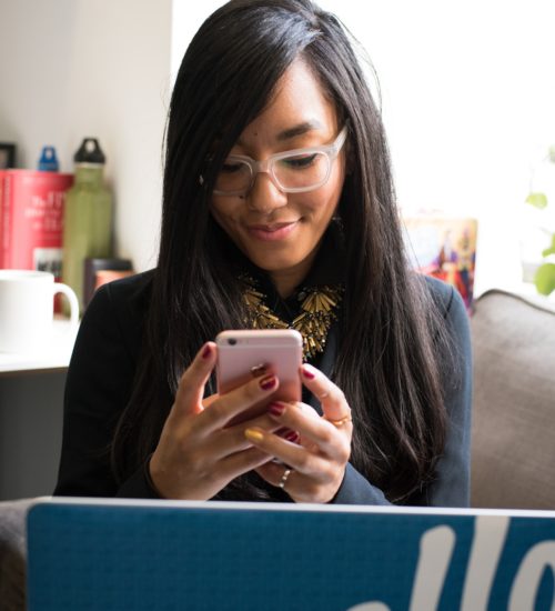 moms on tiktok, mom on cell phone